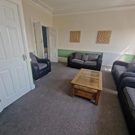 2 The Green, Exceptional Large House, Sea Views Loads Of Bathrooms Seaton Carew Extérieur photo