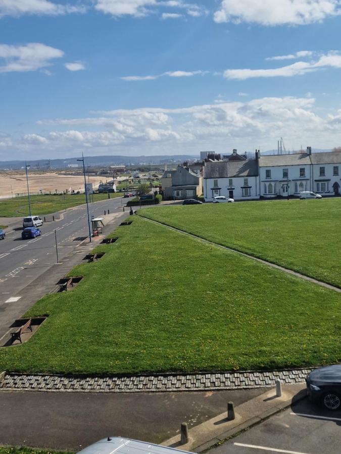2 The Green, Exceptional Large House, Sea Views Loads Of Bathrooms Seaton Carew Extérieur photo