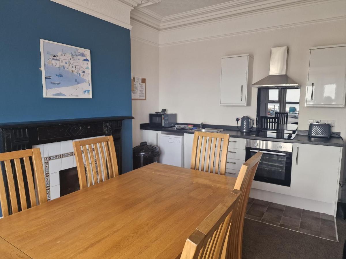 2 The Green, Exceptional Large House, Sea Views Loads Of Bathrooms Seaton Carew Extérieur photo
