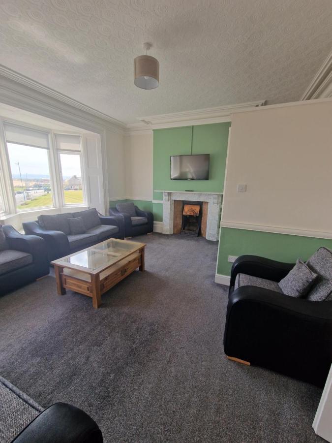 2 The Green, Exceptional Large House, Sea Views Loads Of Bathrooms Seaton Carew Extérieur photo