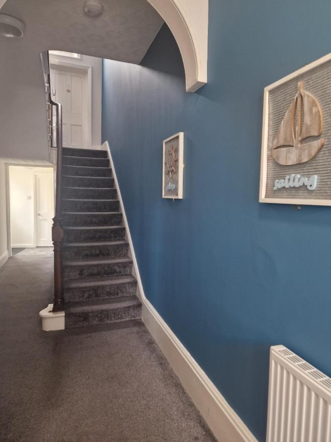2 The Green, Exceptional Large House, Sea Views Loads Of Bathrooms Seaton Carew Extérieur photo